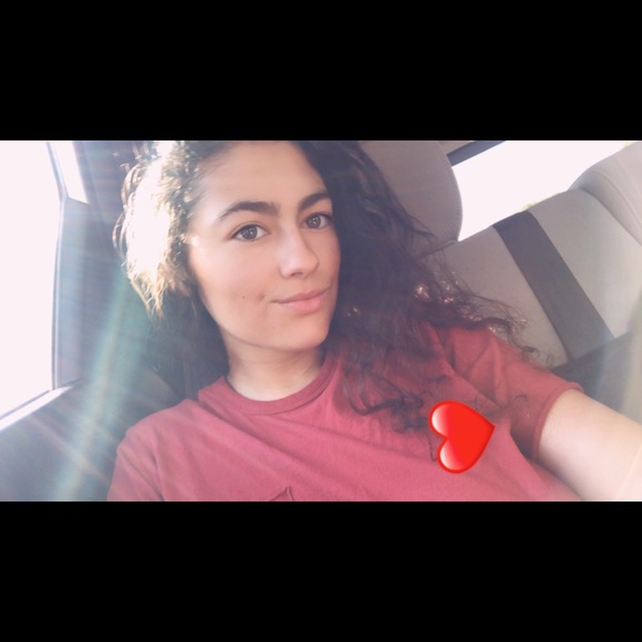 Meet your Posher, Kalee - Picture 1 of 1